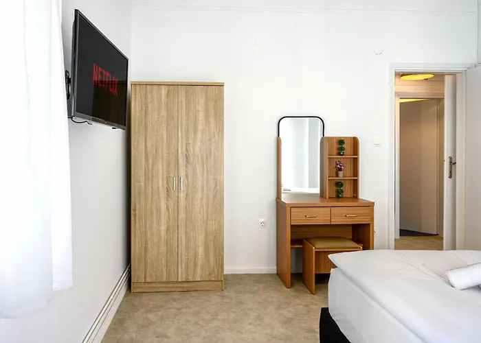 Center Downtown Apartment *