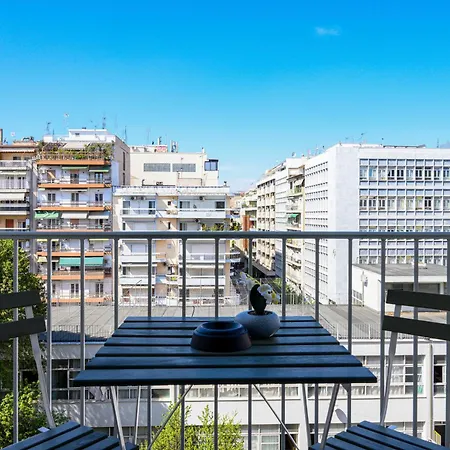 Daire Center Downtown